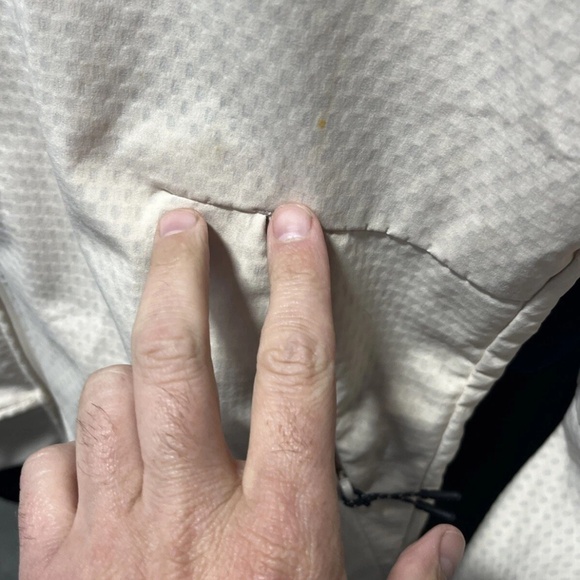 2017 Adidas Boston Marathon Windbreaker Zip Up Jacket Small Cream - Picture 4 of 6